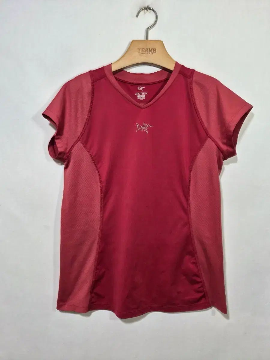 ARC'TERYX アークテリクス レディース 半袖Tシャツ 正規品