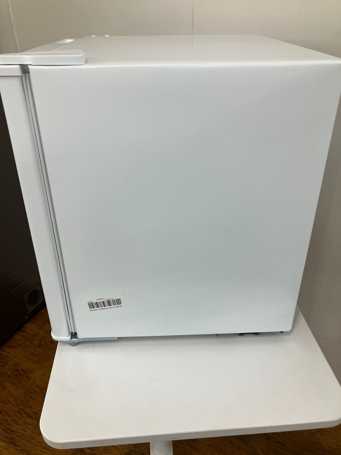 comfee 1ドア冷蔵庫 2025年製 45L RCD45WH/E 管理番号26.05.28 - メルカリ