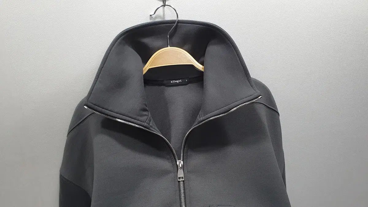 アレグリ ハーフジップ ジャケット Sサイズ 95程度 (身幅58 KALAなし 総丈65)