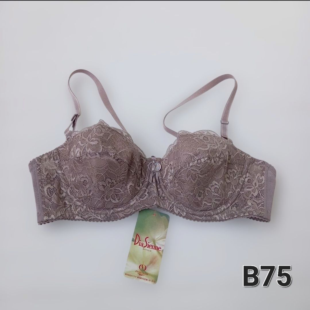 9＊ダイアナ ブラジャー B75ハーフ 補正下着 未使用品 - メルカリ