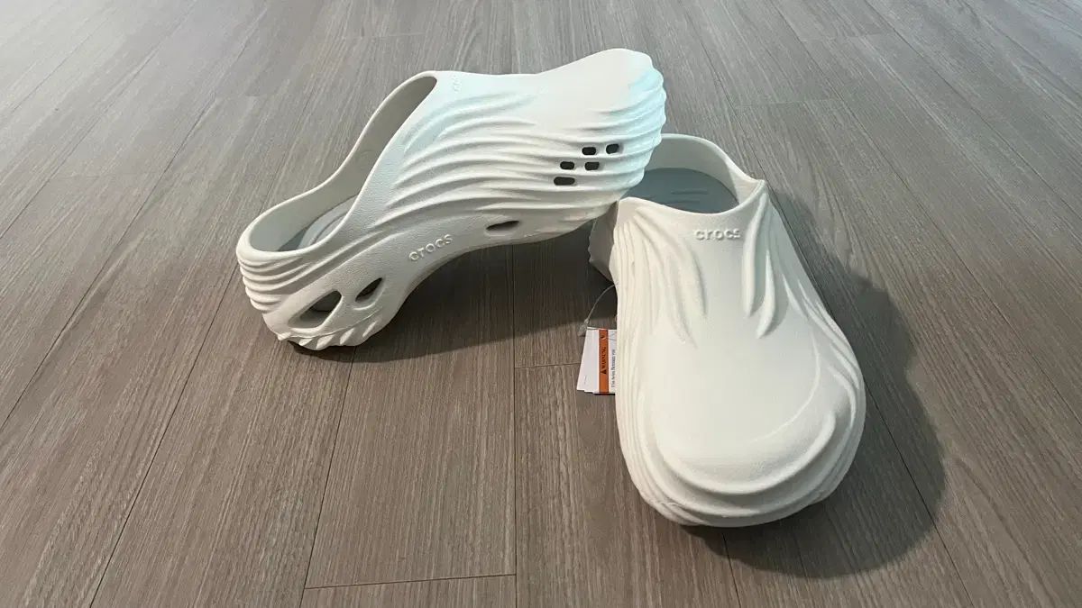 クロックス クロッグ エコーウェーブ チョーク ミュール 240 260 新品