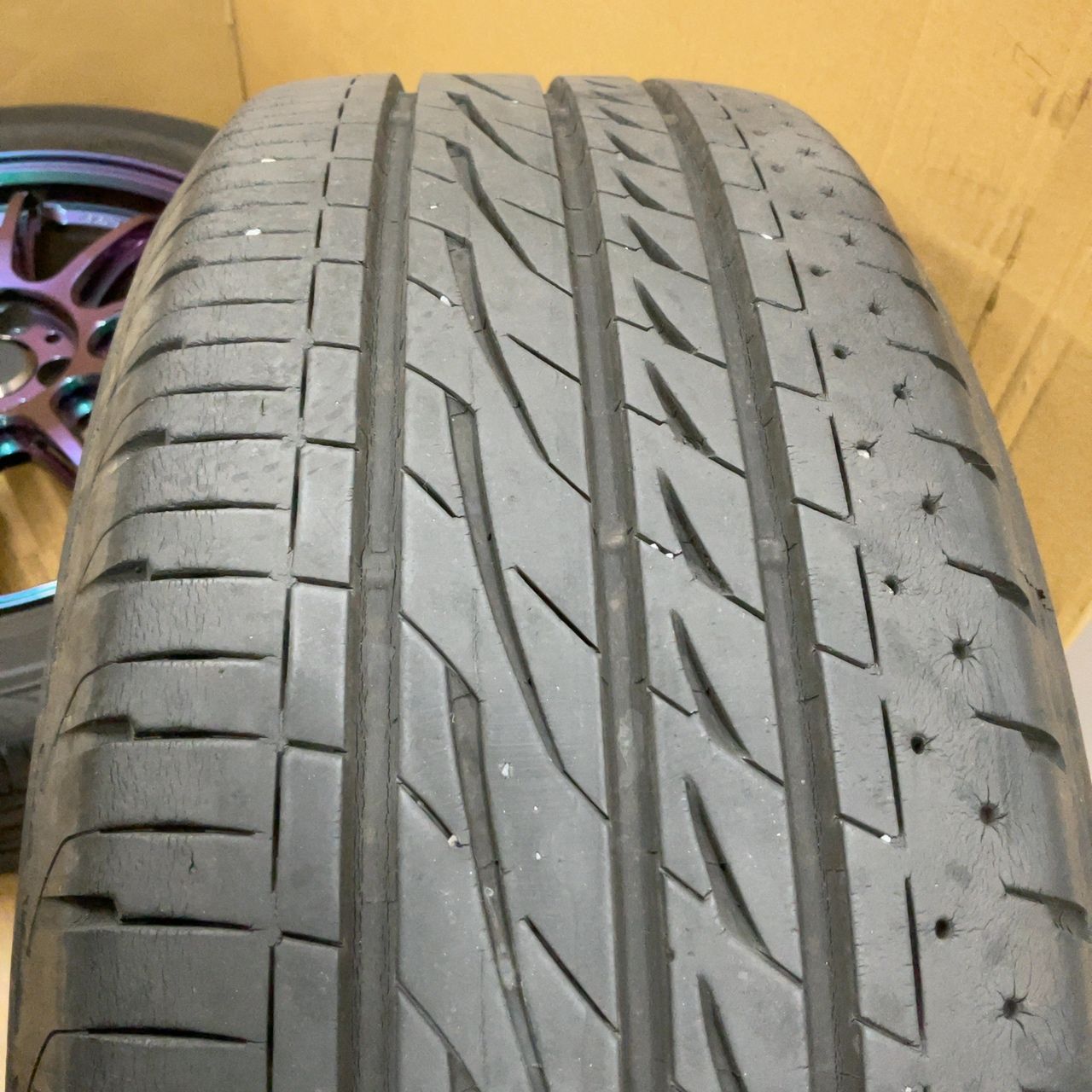 4穴PCD100 WORK EMOTION ZR10 17インチ 7.0J +47 205/55R17 タイヤ
