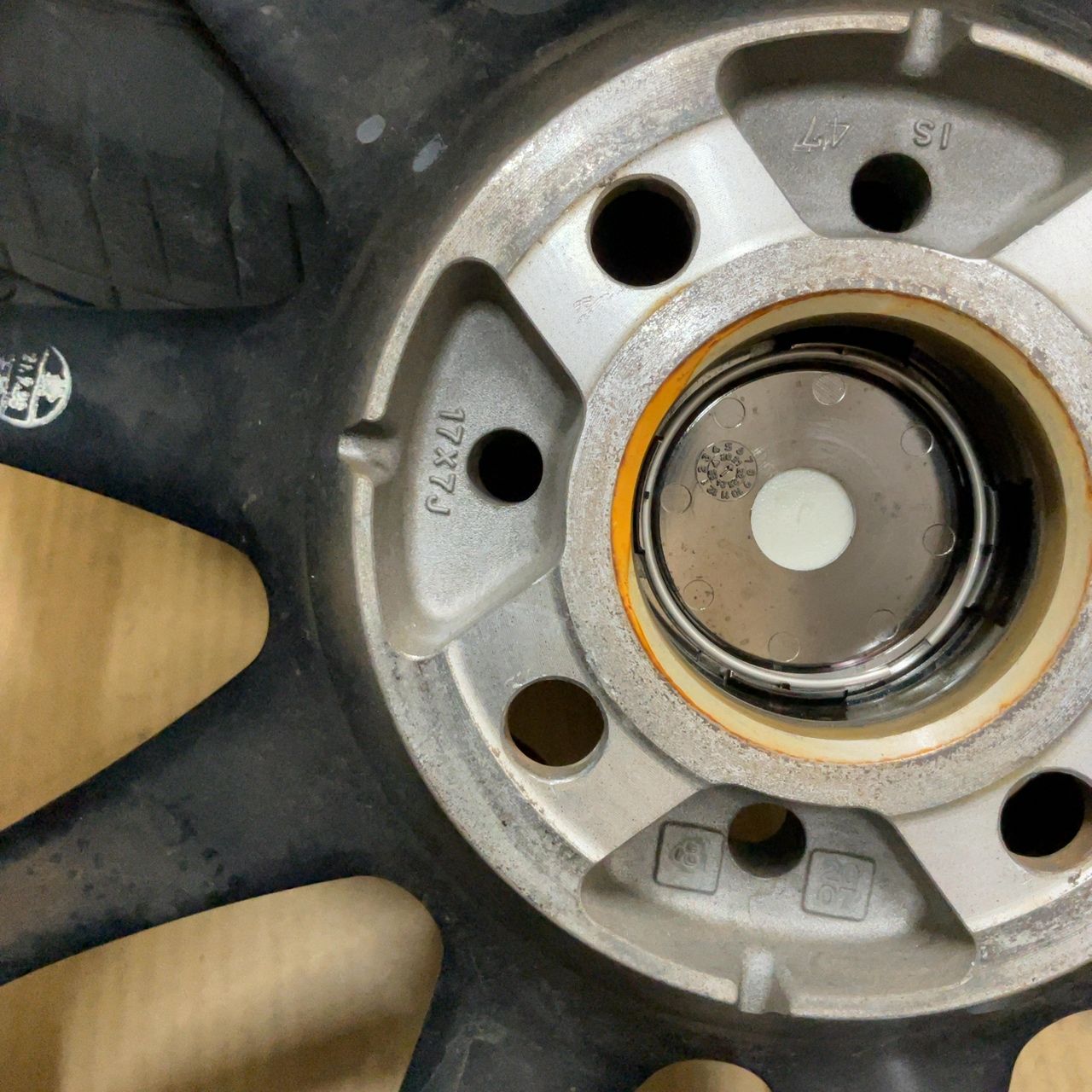 4穴PCD100 WORK EMOTION ZR10 17インチ 7.0J +47 205/55R17 タイヤ