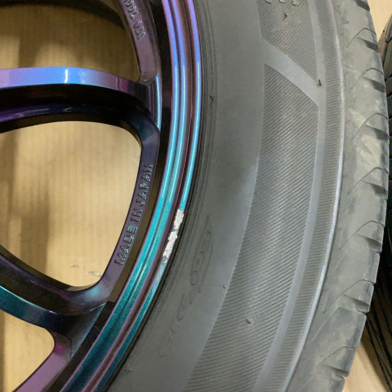 4穴PCD100 WORK EMOTION ZR10 17インチ 7.0J +47 205/55R17 タイヤ