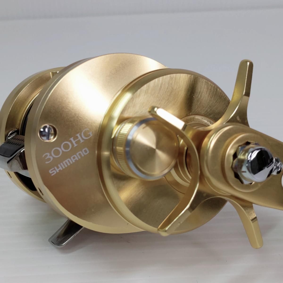 中古品】シマノ リール 15オシアコンクエスト 300HG 右 〇YR-55000〇 
