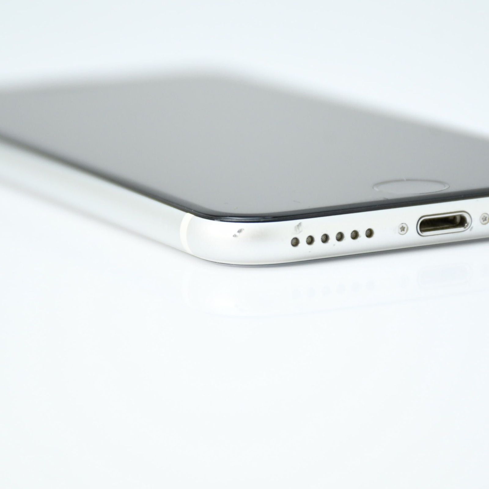 iPhone SE2 128GB ホワイト ジャンク＊レンズ割れ - メルカリ