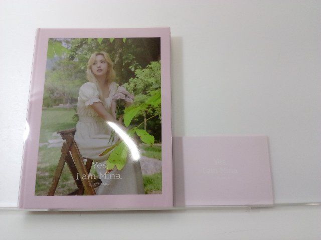 TWICE MINA 写真集 1st Photobook Yes， I am Mina. Pink ver. フォト