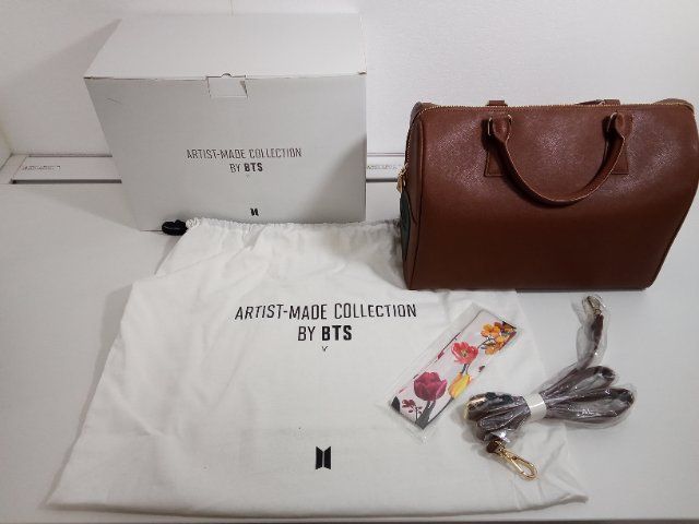 BTS V バッグ ARTIST-MADE COLLECTION MUTE BOSTON BAG ブラウン ボストンバッグ テテ テヒョン