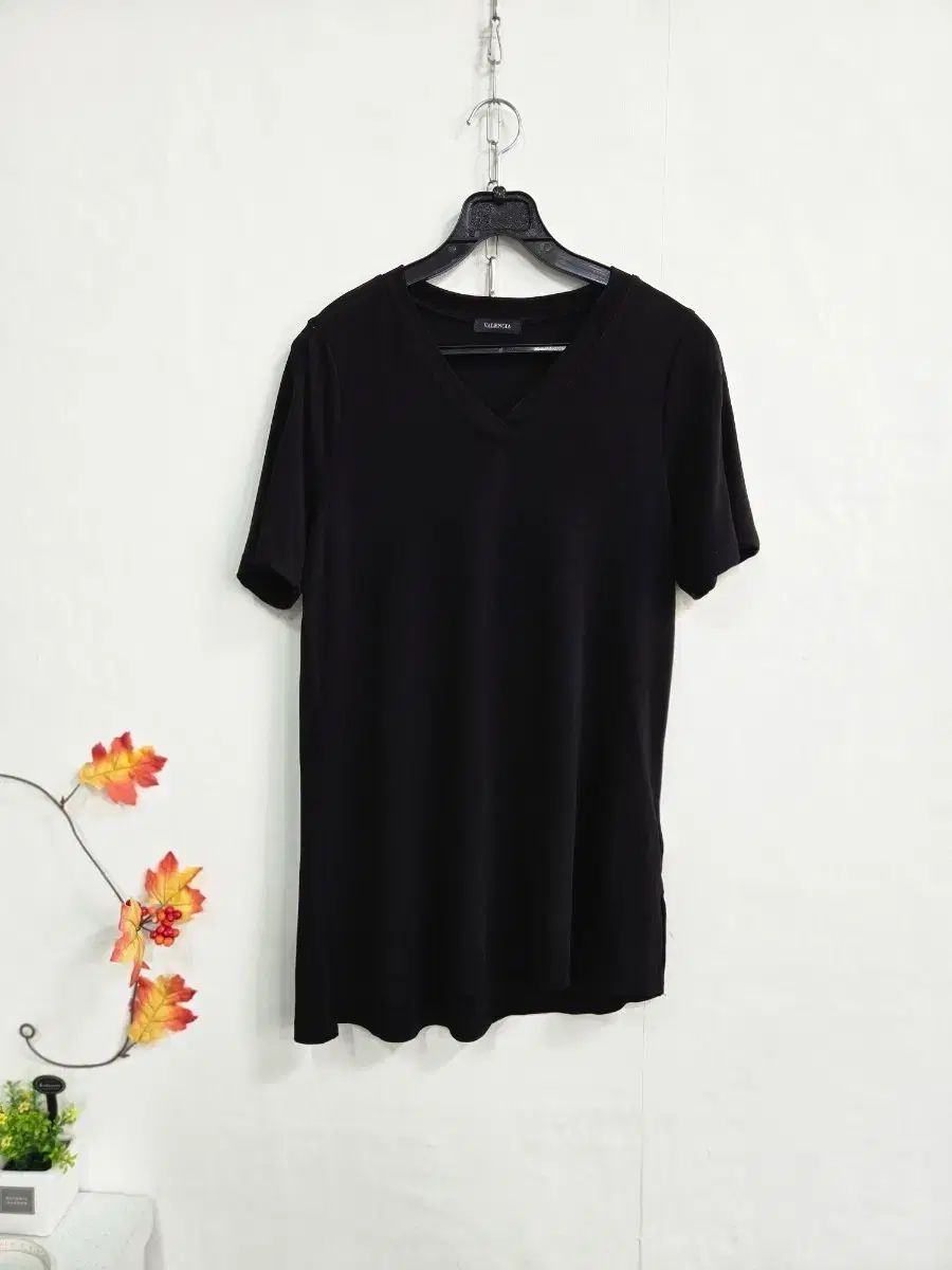 バレンシア ブラック レーヨン100% Vネック 半袖Tシャツ 55
