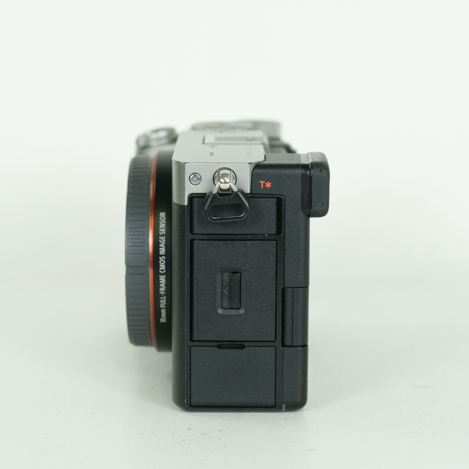 【シャッター回数少】SONY α7C シルバーボディ 良品 | シャッター数6,138回] SONY α7C（ILCE-7C） [ボディ シルバー