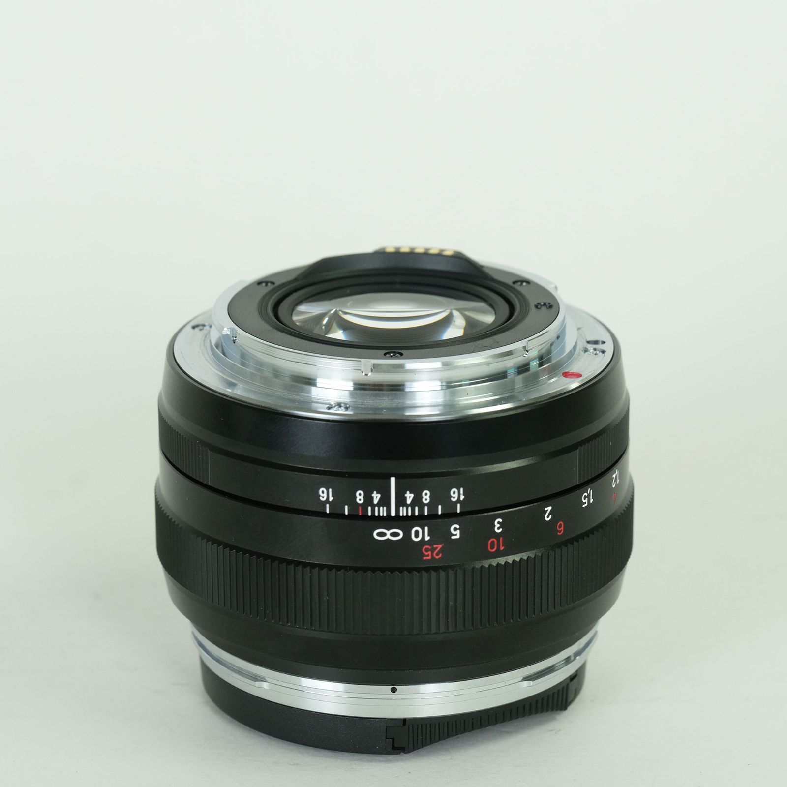 美品] Carl Zeiss Planar T* 50mm F1.4 ZE [キヤノンEF用] | Canon EF 