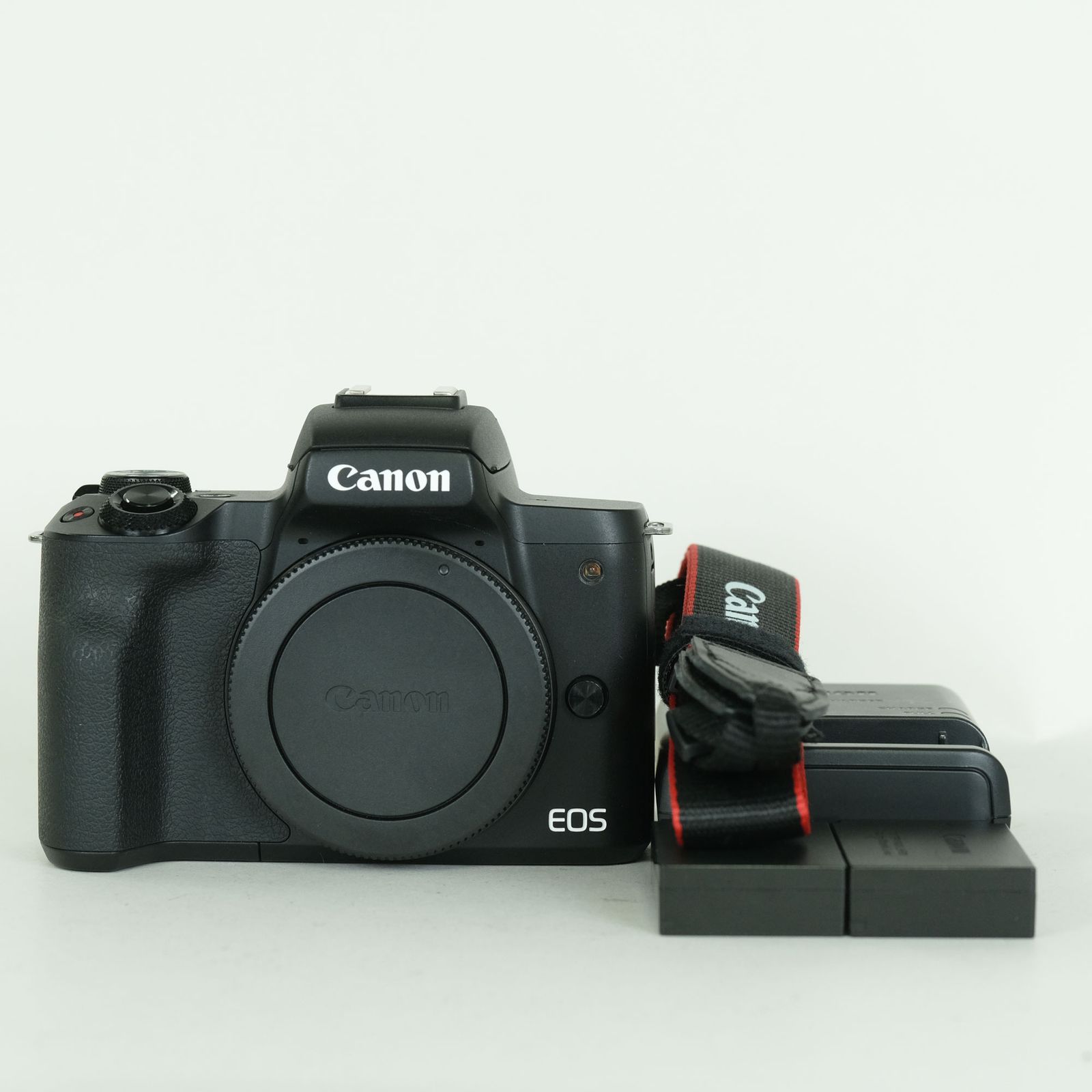 [美品 | バッテリー2個付] Canon EOS Kiss M2 [ボディ ブラック] | Canon EF-Mマウント