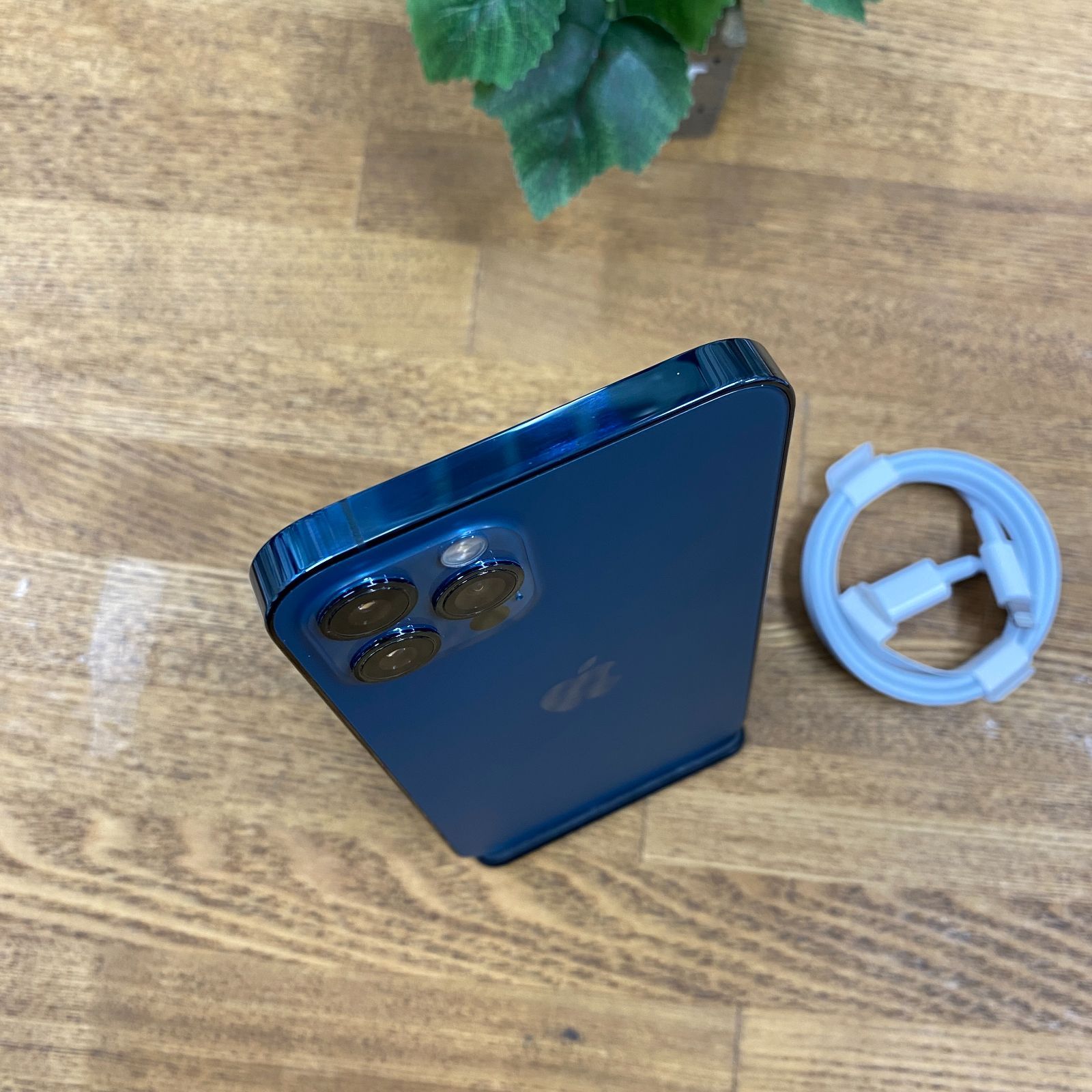 iPhone 12Pro 256GB ブルー SIMフリー Aランク - メルカリ