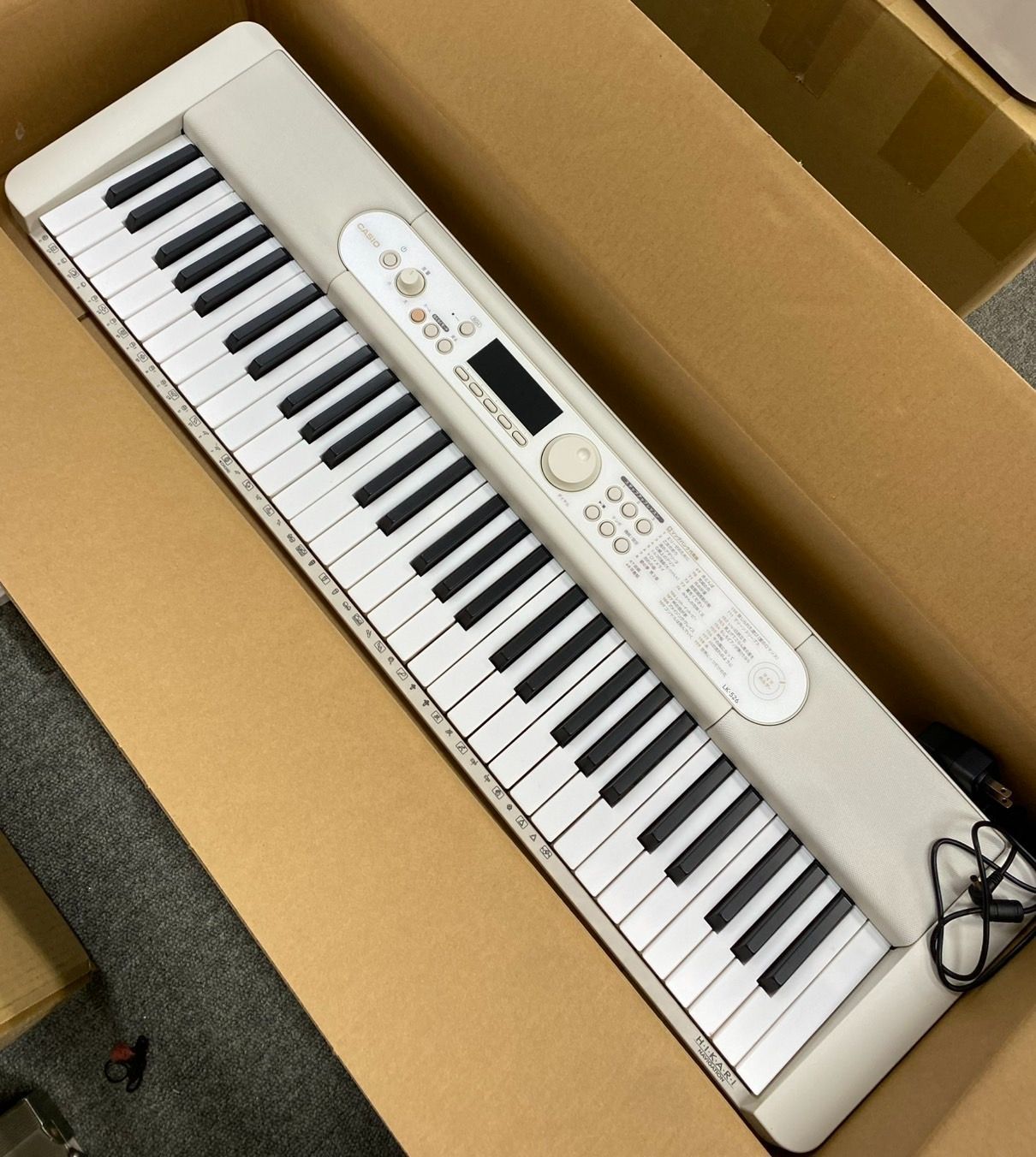 未使用 CASIO 電子ピアノ LK-526 Casiotone キーボード シンセサイザー カラオケ ピアノ カシオ 電子ピアノ ky040503