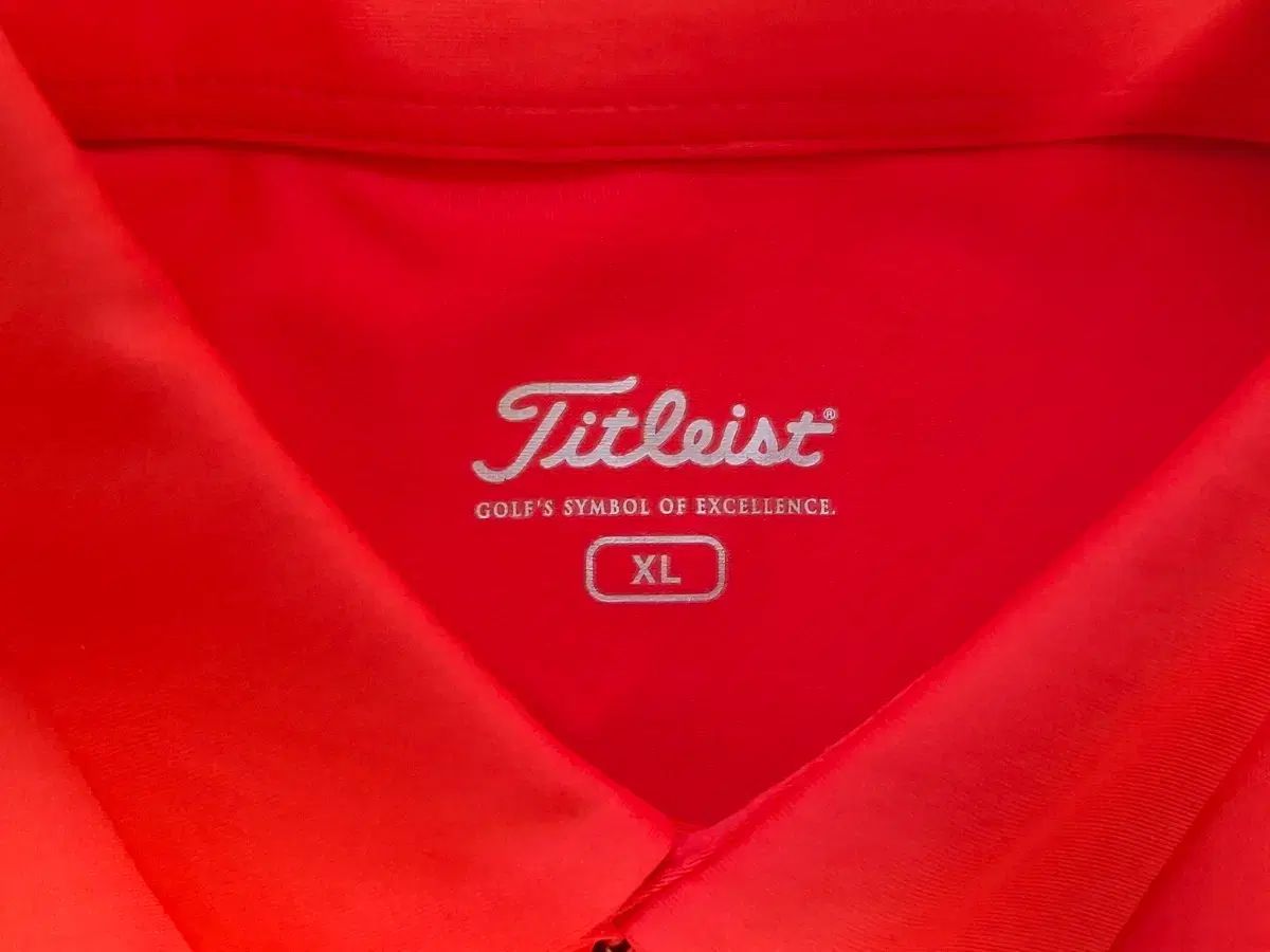 (ほぼ新品) タイトリスト ゴルフ ラブリー 半袖 カラーTシャツ 105