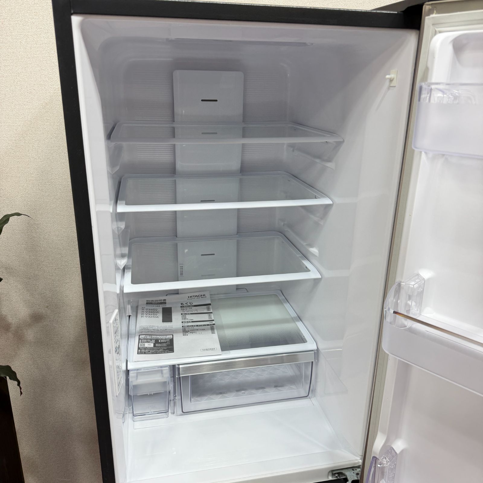 東京23区送料無料 超美品2023年製日立3ドア冷蔵庫 製氷機有315L 分解