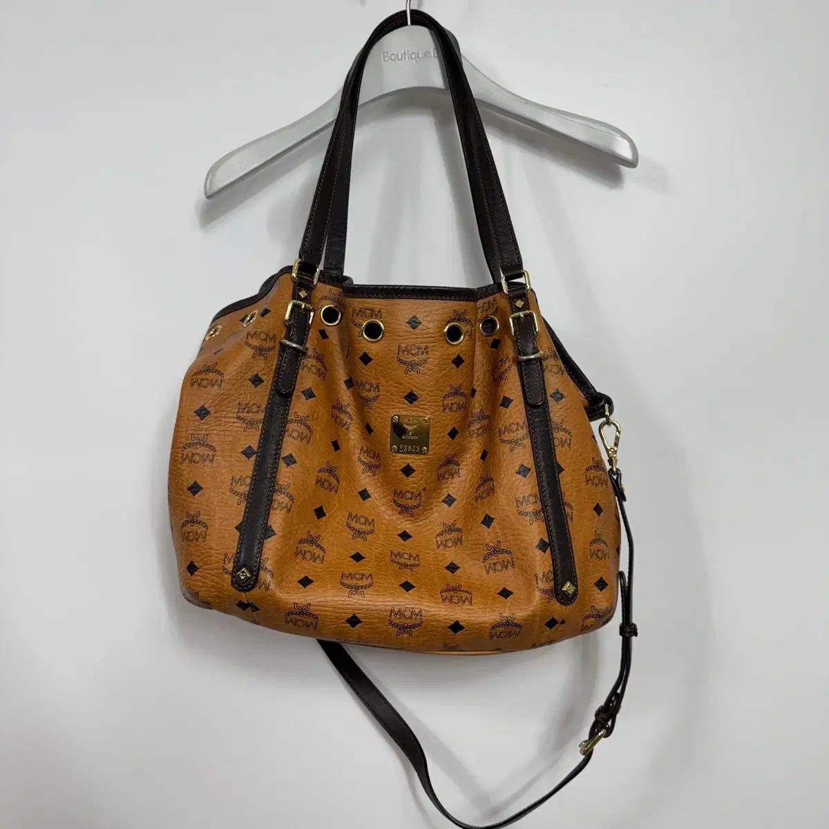 MCM ヴィセトス コニャック ショルダー/クロスバック