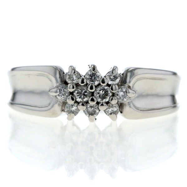 Pt850 プラチナ リング ダイヤモンド 0.18ct 花 フラワー モチーフ