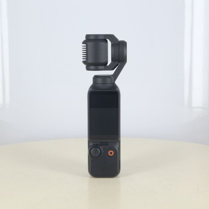【中古】(DJI) DJI OSMO POCKET 3 クリエイターコンボ