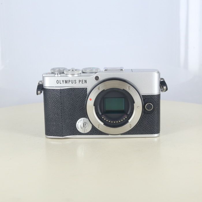 【中古】(オリンパス) OLYMPUS E-P7 ボデイ シルバー
