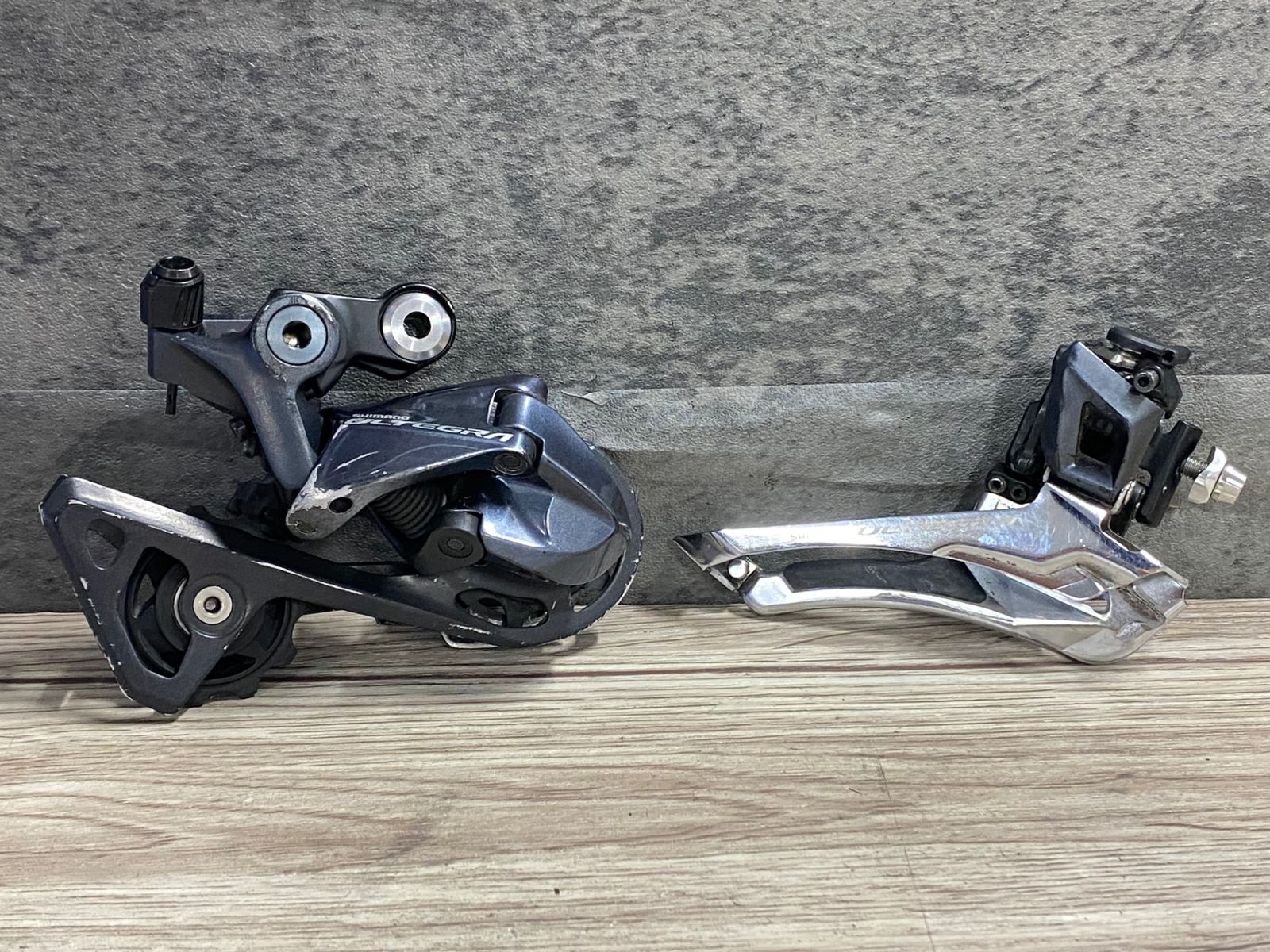 KB583 シマノ SHIMANO アルテグラ ULTEGRA FD-R8000/RD-R8000 前後ディレイラーセット 直付 SS ※ガリ傷あり