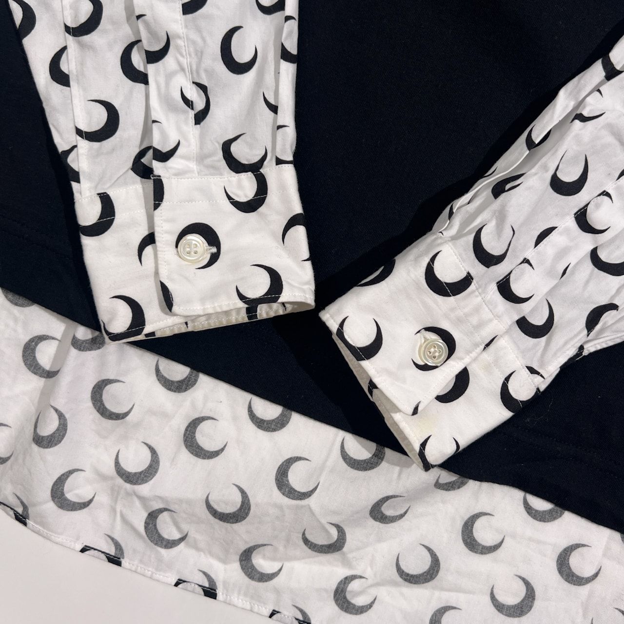 MARINE SERRE × COMME des GARCONS マリーンセル コムデギャルソン コラボ ムーン柄 長袖 Tシャツ カットソー L/ブラック×ホワイト系 レディース OB-B001 AD2018 MARINE SERRE × COMME des GARCONS マリーンセル コムデギャルソン コラボ ムーン柄 長袖 Tシャツ カットソー L/ブラック×ホワイト系 レディース OB-B001 AD2018