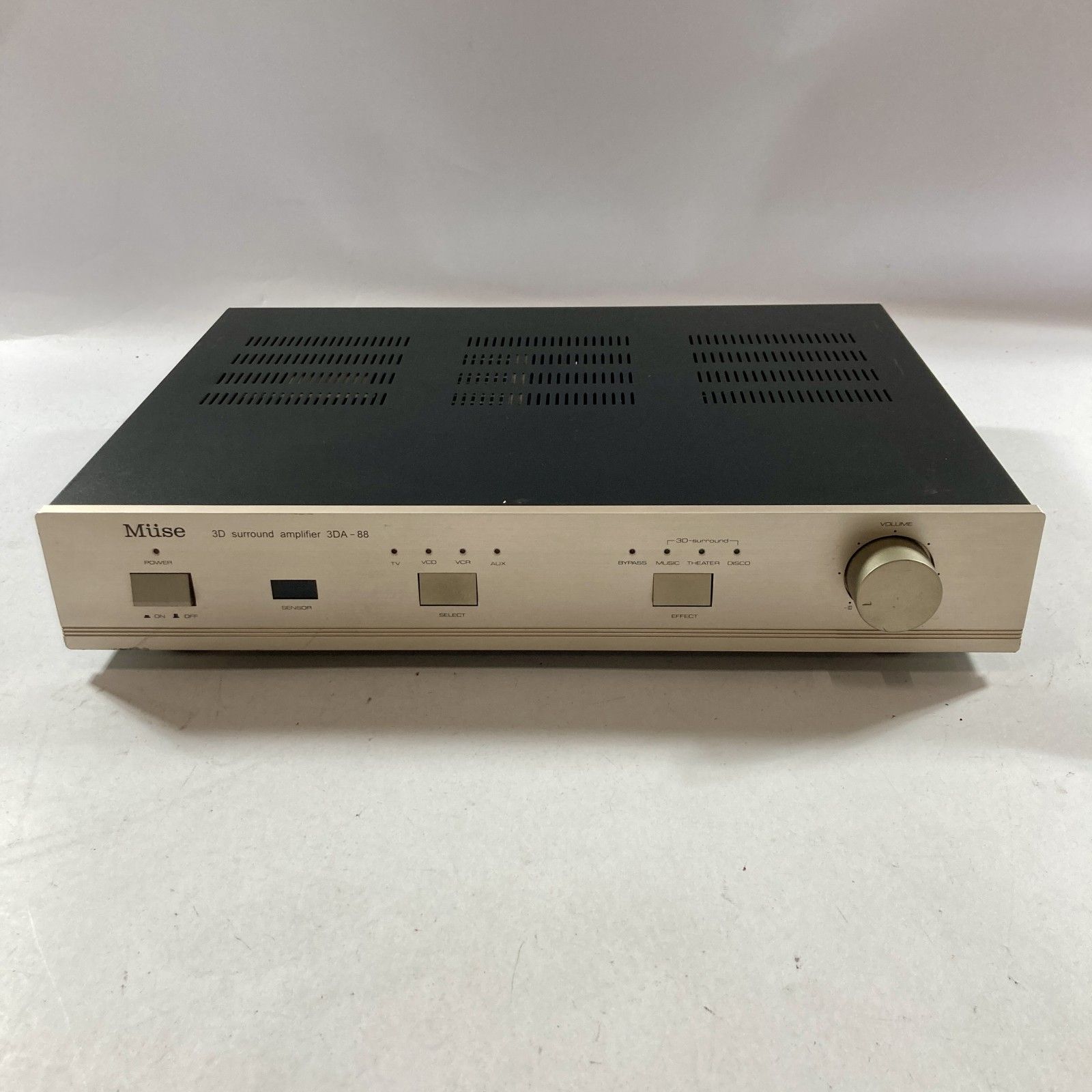 ★ Miuse 3D surround amplifier 3DA-88 アンプ 通電のみ確認済み ジャンク品