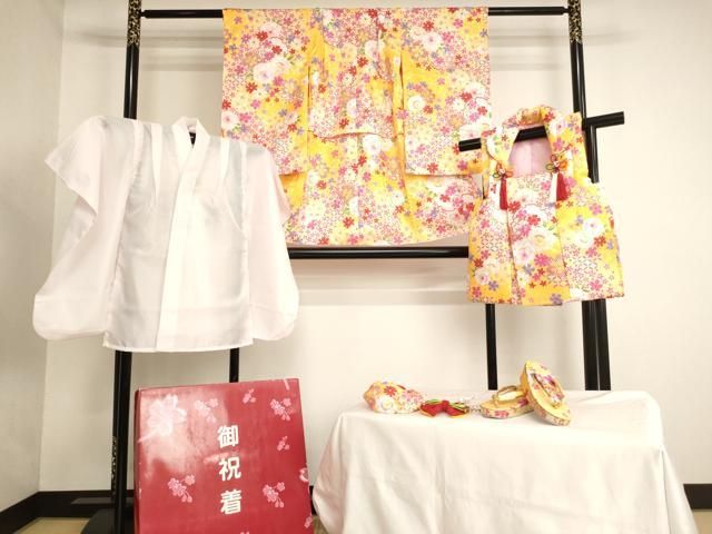 平和屋本店[]七五三　女の子　３歳　祝着　三つ身　長襦袢（単衣）・被布・小物セット 暈し染め 金彩 箱付き 洗える着物 未使用 AABJ5281ja