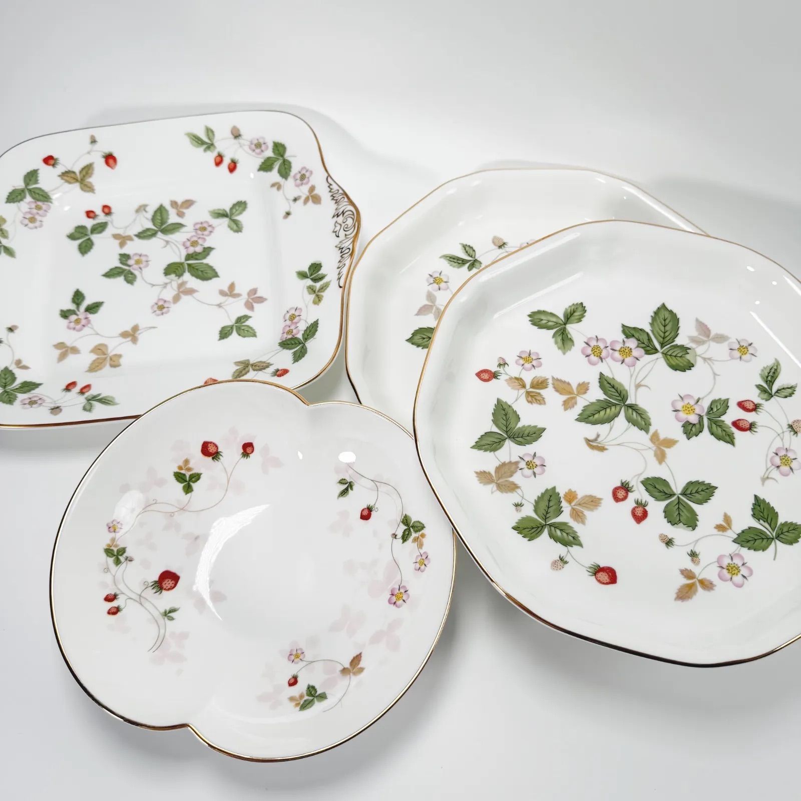 WEDGWOOD ウェッジウッド ワイルドストロベリー プレート ボウルなど4 
