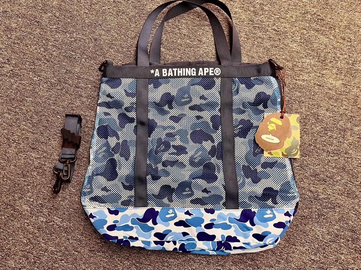 A BATHING APE ABCカモ ブルー メッシュ トートバッグ(クロスバッグ) 新品