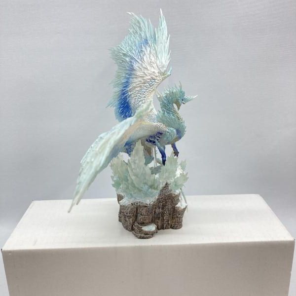 イヴェルカーナ アイスボーン モンスターハンター フィギュア イー 