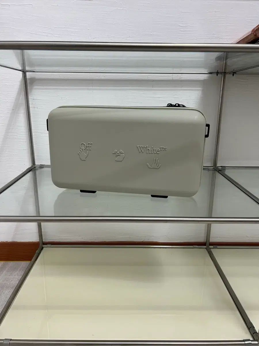 新品 オフホワイト AMOREPACIFIC プロテクション ボックス