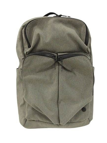 ルルレモン lululemon Assert 2.0 バックパック 24L 鞄 リュック グレー系