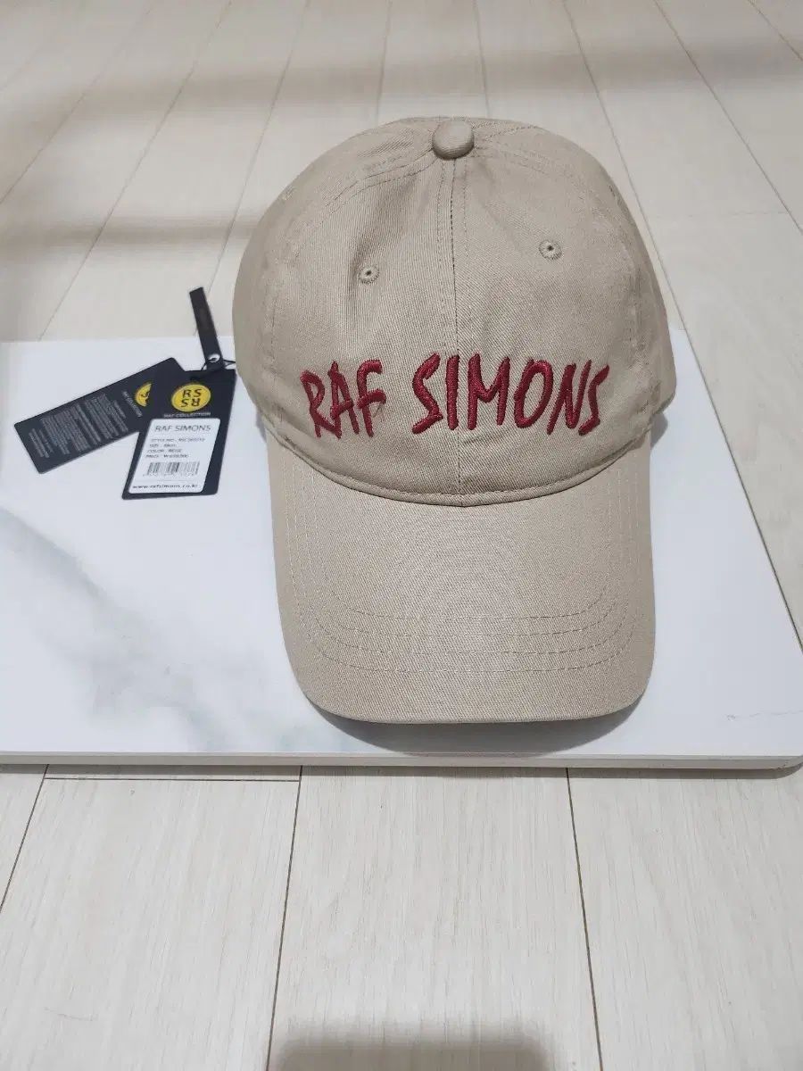 RAF SIMONS ラフ シモンズ ベージュ ベースボールキャップ 新品 - メルカリ