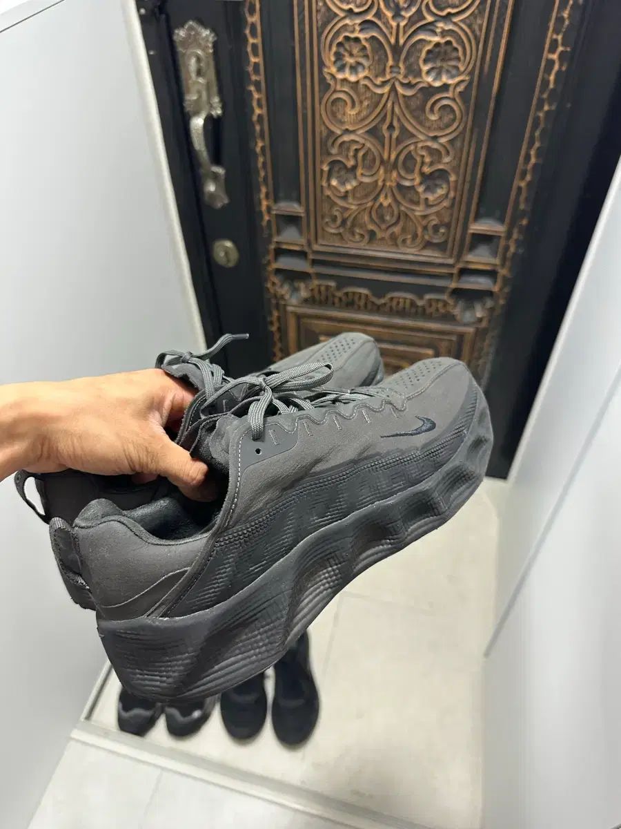 ヘインソ NIKE 275