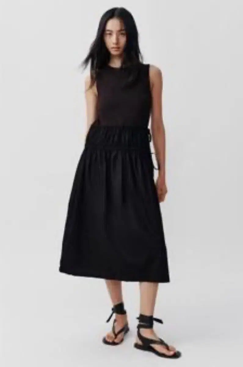 H&M ブラック ワンピース 新品