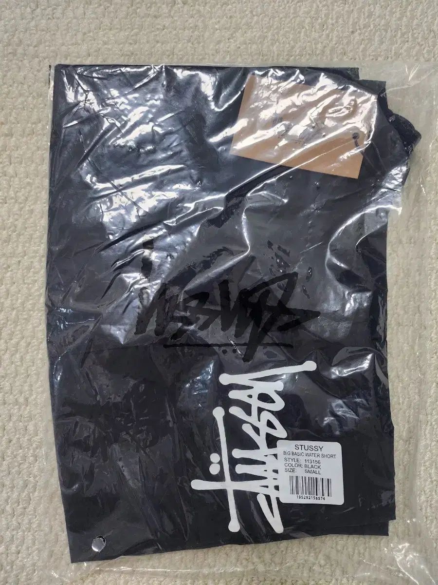 STUSSY BIG BASIC ウォーター ショーツ ブラック 新品