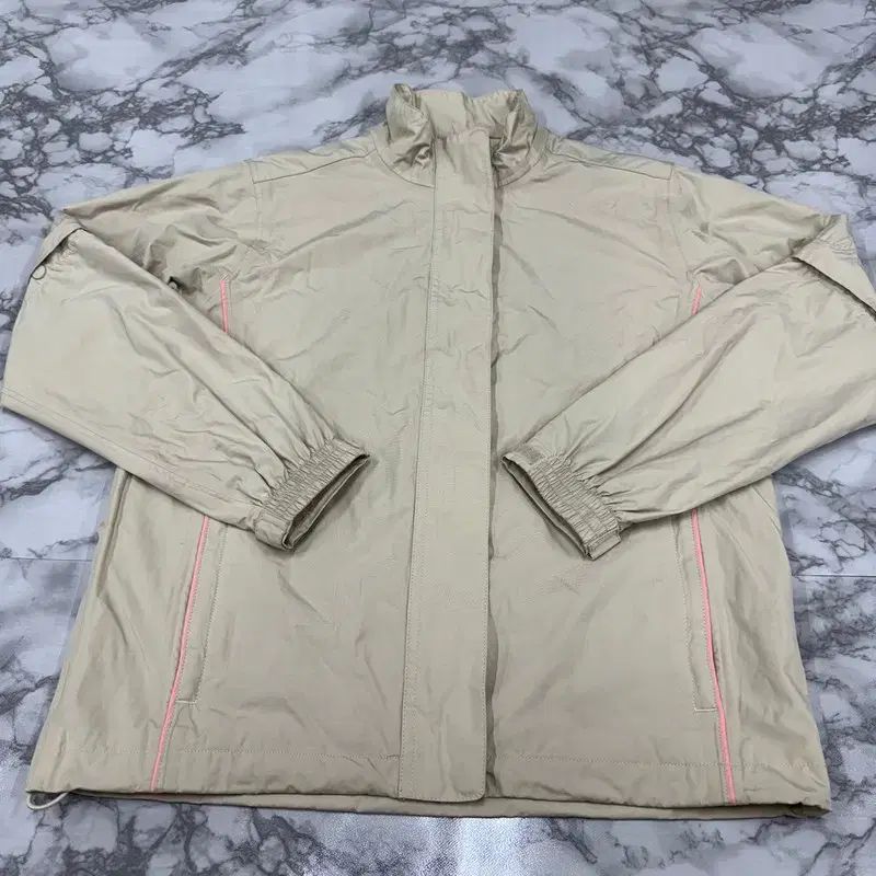 正規品/S NIKE レディース ゴルフ ジャケット DD