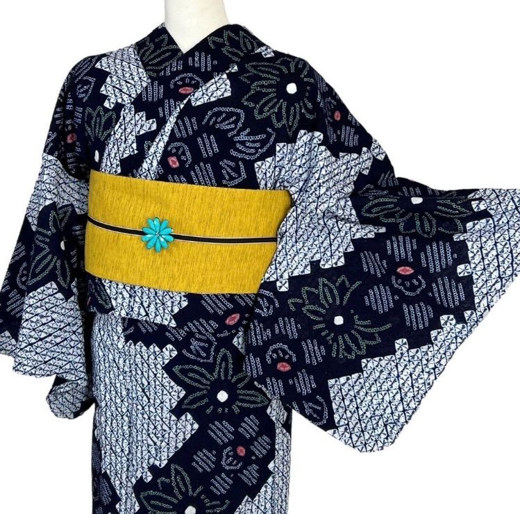 有松鳴海絞り 浴衣 幅広サイズ 花文様 ゆかた 美品 02058 - メルカリ