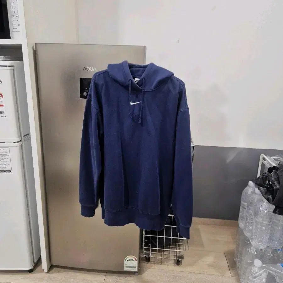 ナイキ ネイビー フードTシャツ