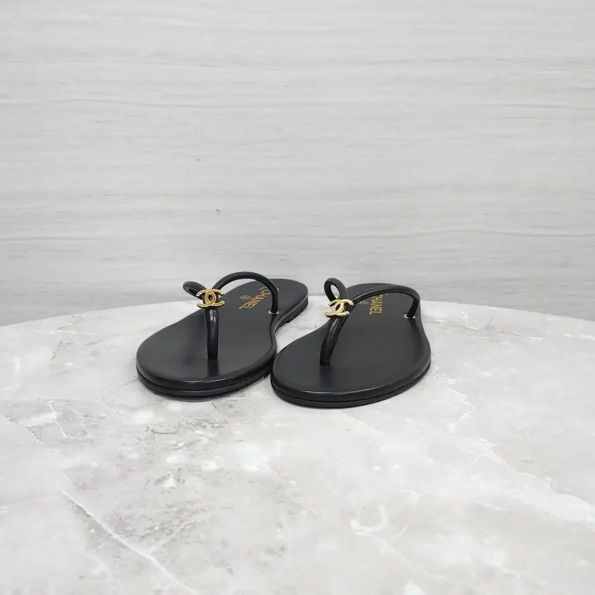 38 / CHANEL シャネル 26SS CCロゴ フリップフロップ サンダル ビーチサンダル スリッパ