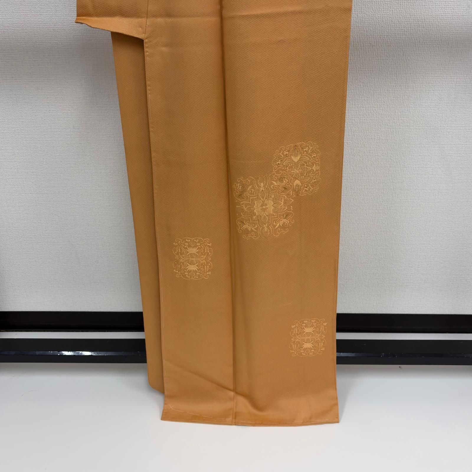 付下げ 刺繍 無地付下げ 紗綾形の地紋 紋無し 正絹 着物 MK-8907 
