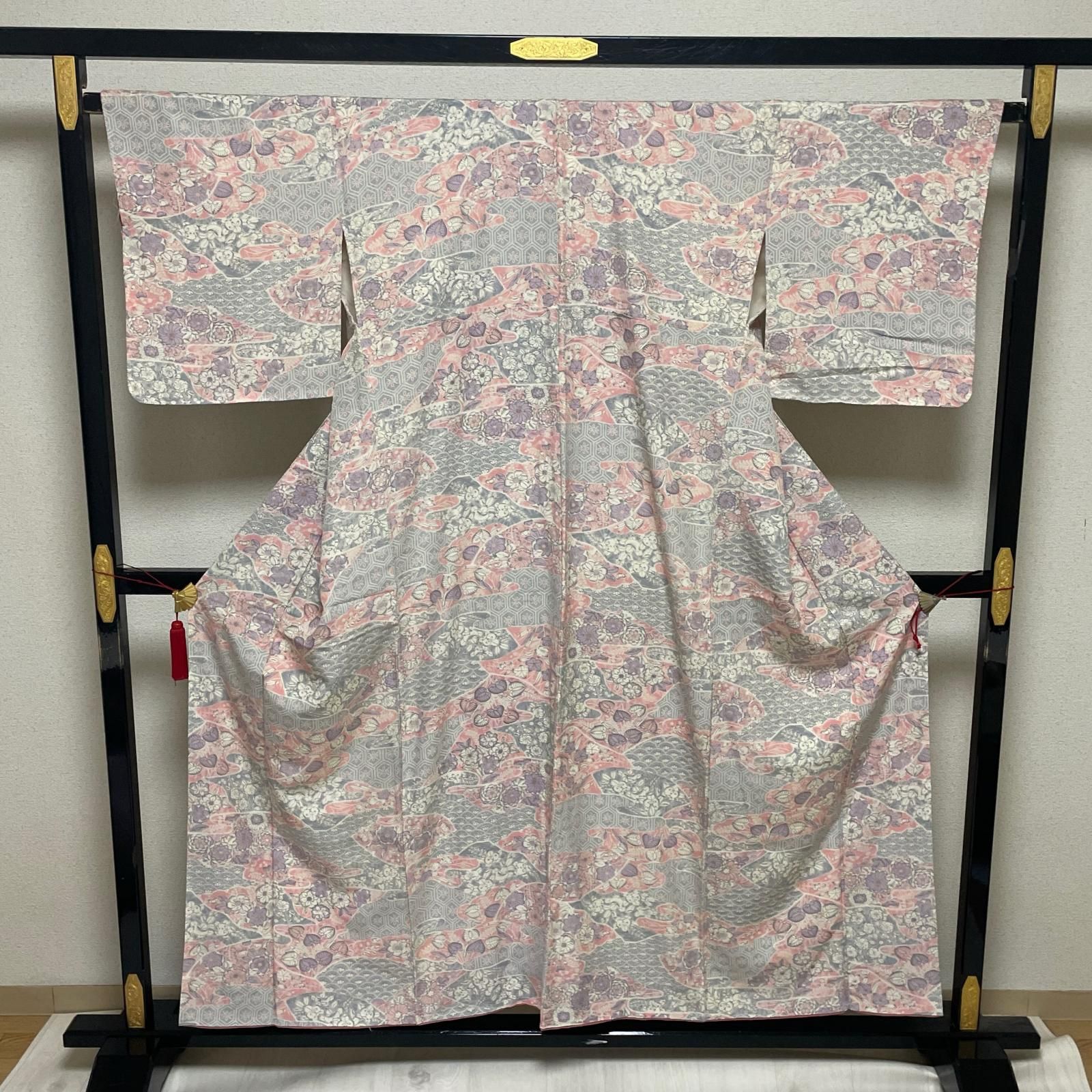 小紋 ちりめん 裄66 辻ヶ花の上品な染め 着物 正絹 X-2781 - メルカリ