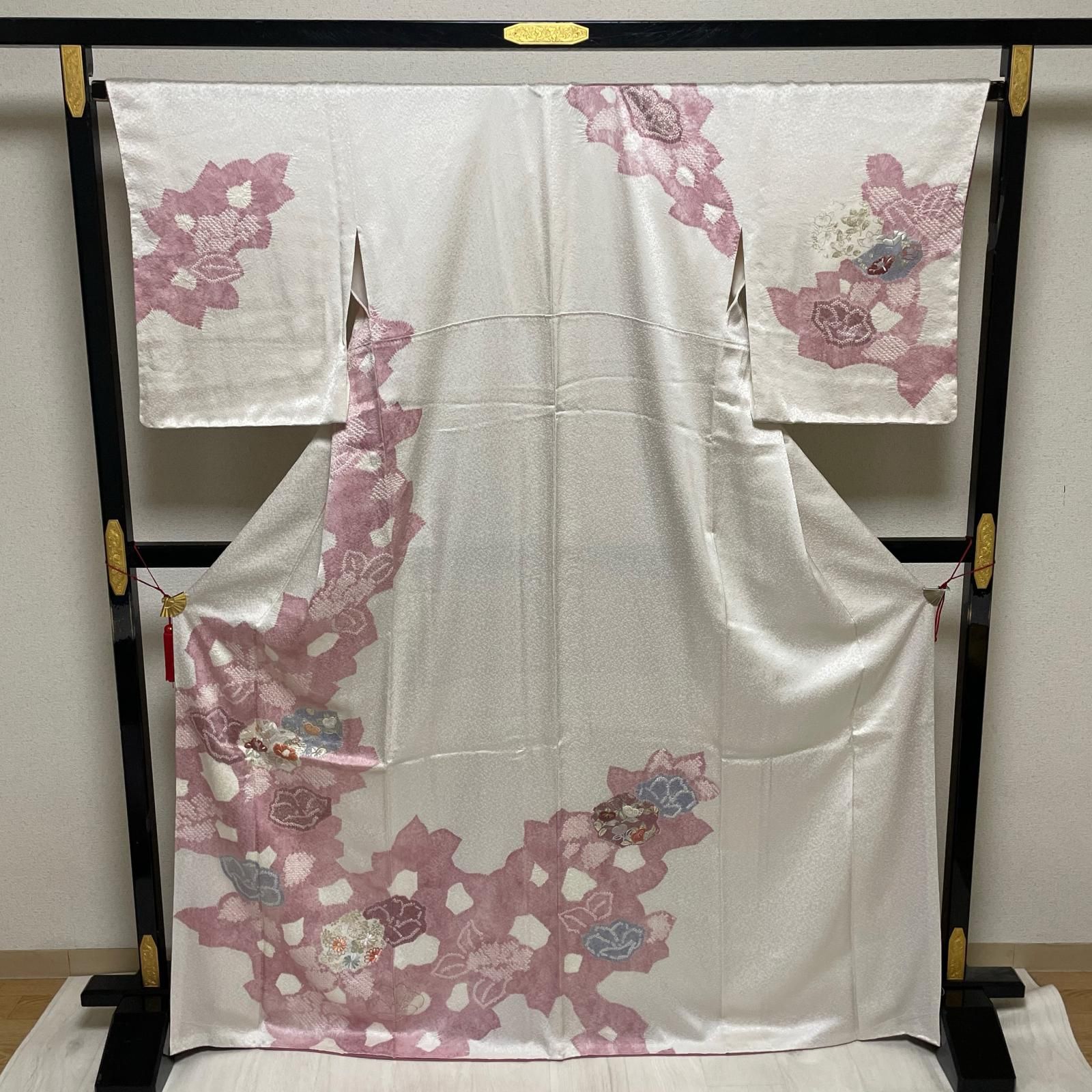 付下げ 裄66 トールサイズ 絞りに刺繍の花模様 着物 正絹 RK-6525 