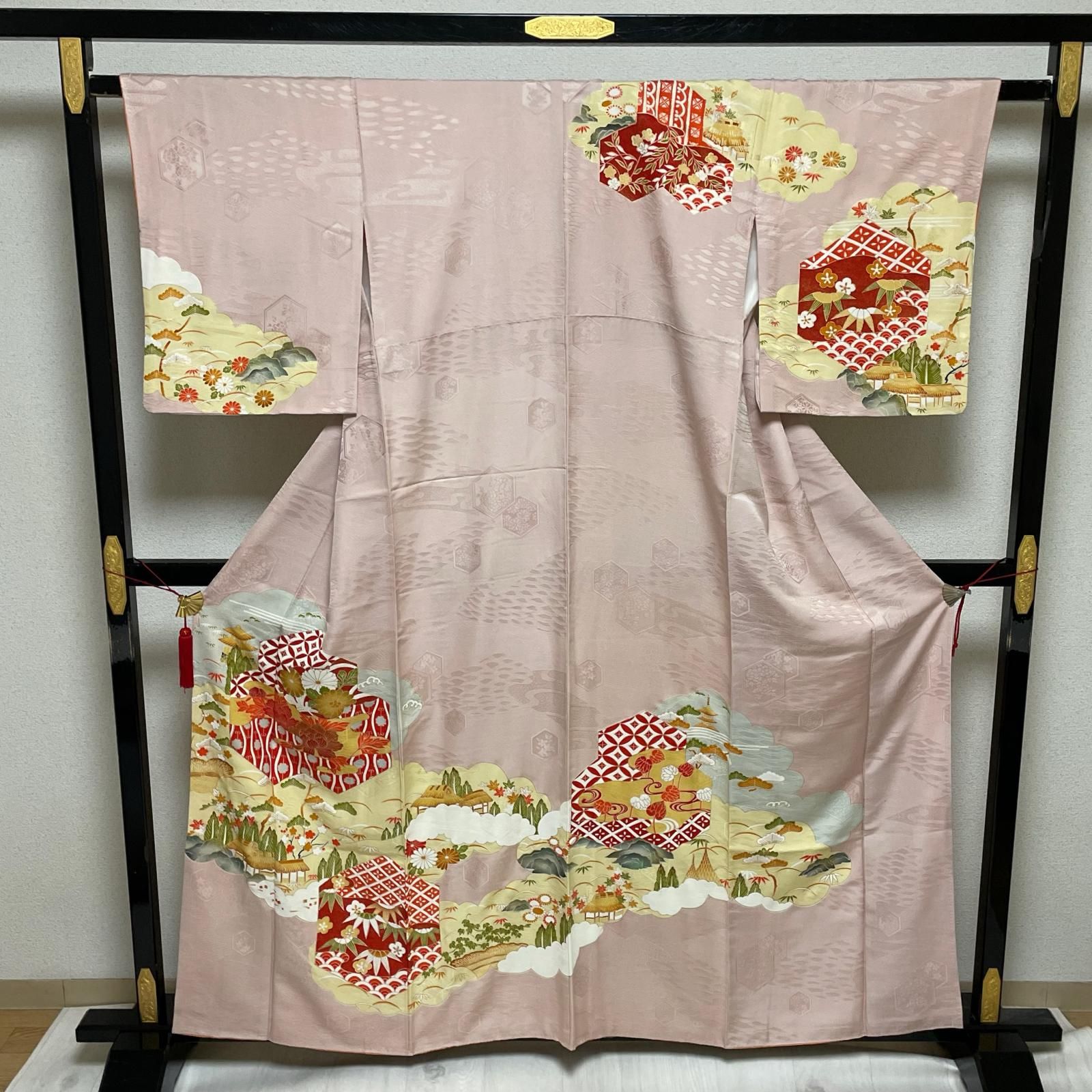 訪問着 金彩 雲に亀甲 鮮やかな花模様 着物 正絹 X-2812