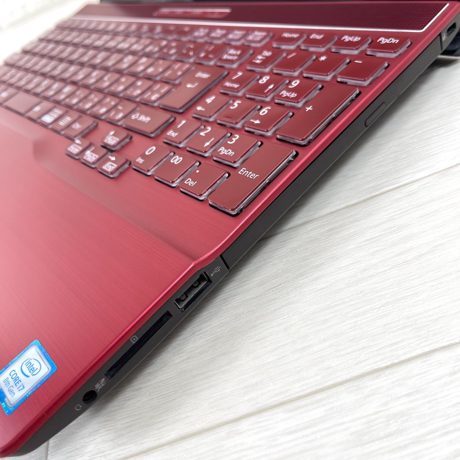 富士通 第8世代 corei7 NVMeSSD512GB メモリ16GB オフィス2024
