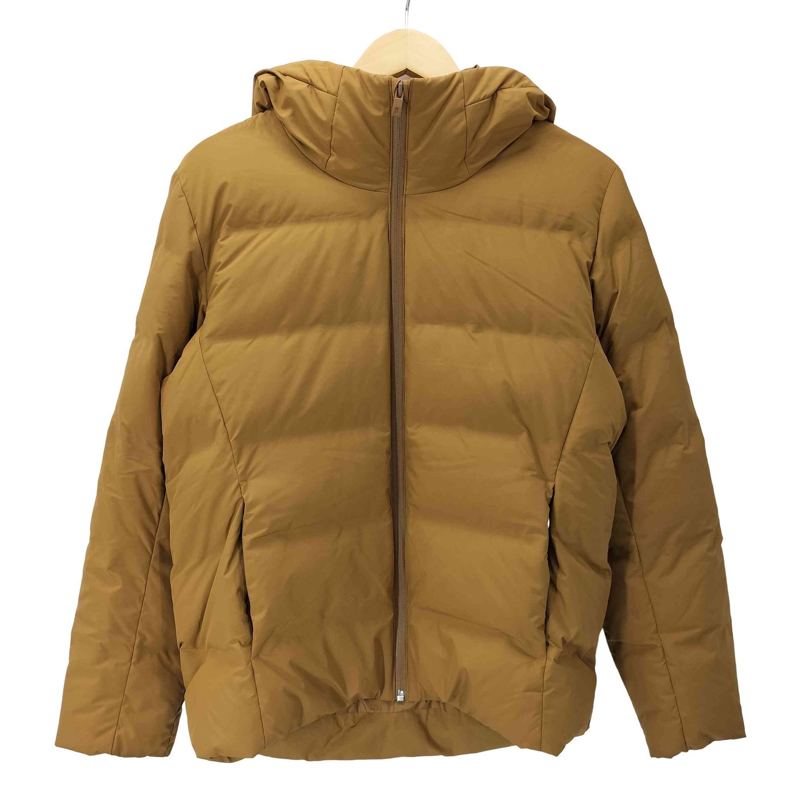 ユニクロ UNIQLO シームレスダウンパーカー メンズ M - メルカリ