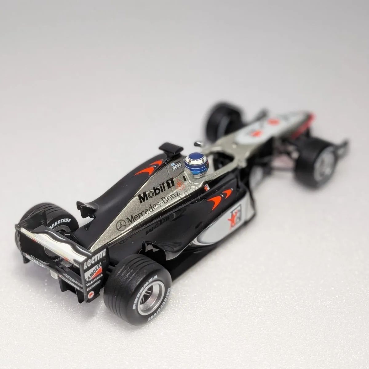 ミニチャンプス 1/43 MP4/13 ハッキネン 1998 West仕様 1/43 ミニチャンプス マクラーレンMP4/13 ミカ・ハッキネン 1998年