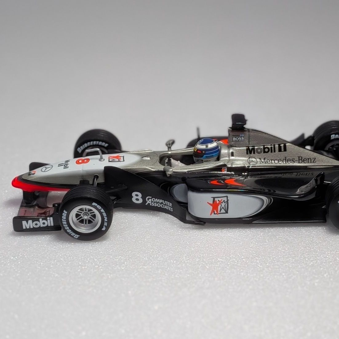 ミニチャンプス 1/43 MP4/13 ハッキネン 1998 West仕様 1/43 ミニチャンプス マクラーレンMP4/13 ミカ・ハッキネン 1998年
