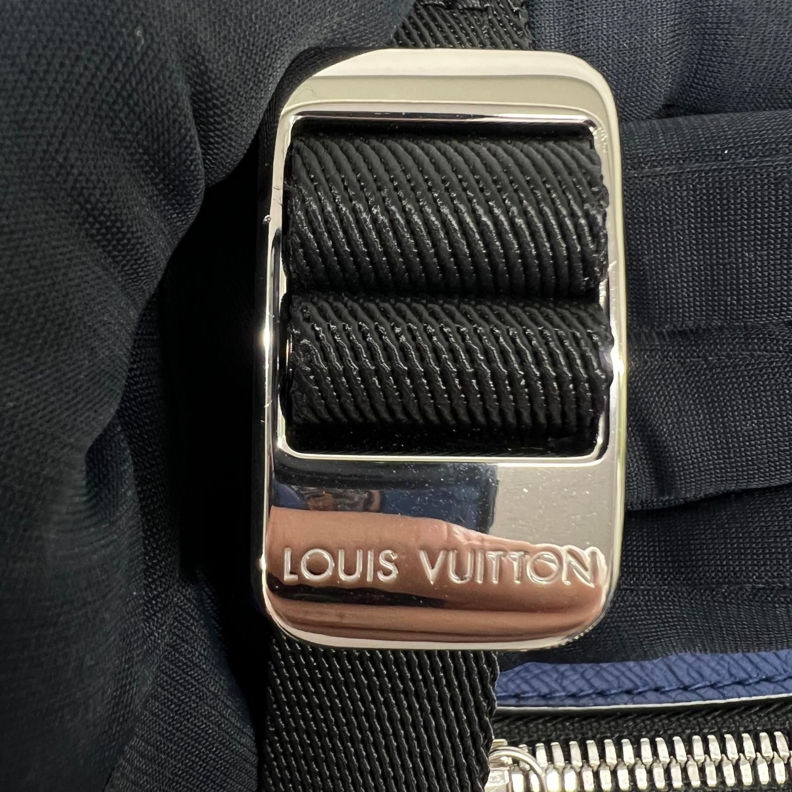 LOUIS VUITTON 極美品 ルイヴィトン アウトドアメッセンジャーPM タイガラマ ショルダーバッグ M30242 レザー RFID確認済 ブルー クロスボディ モノグラム ヴィトン LV Aランク 中古 鑑定済